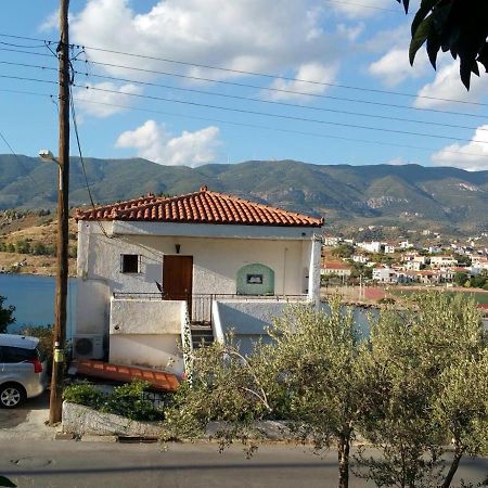 הוילה Poros Town Olive Trees מראה חיצוני תמונה