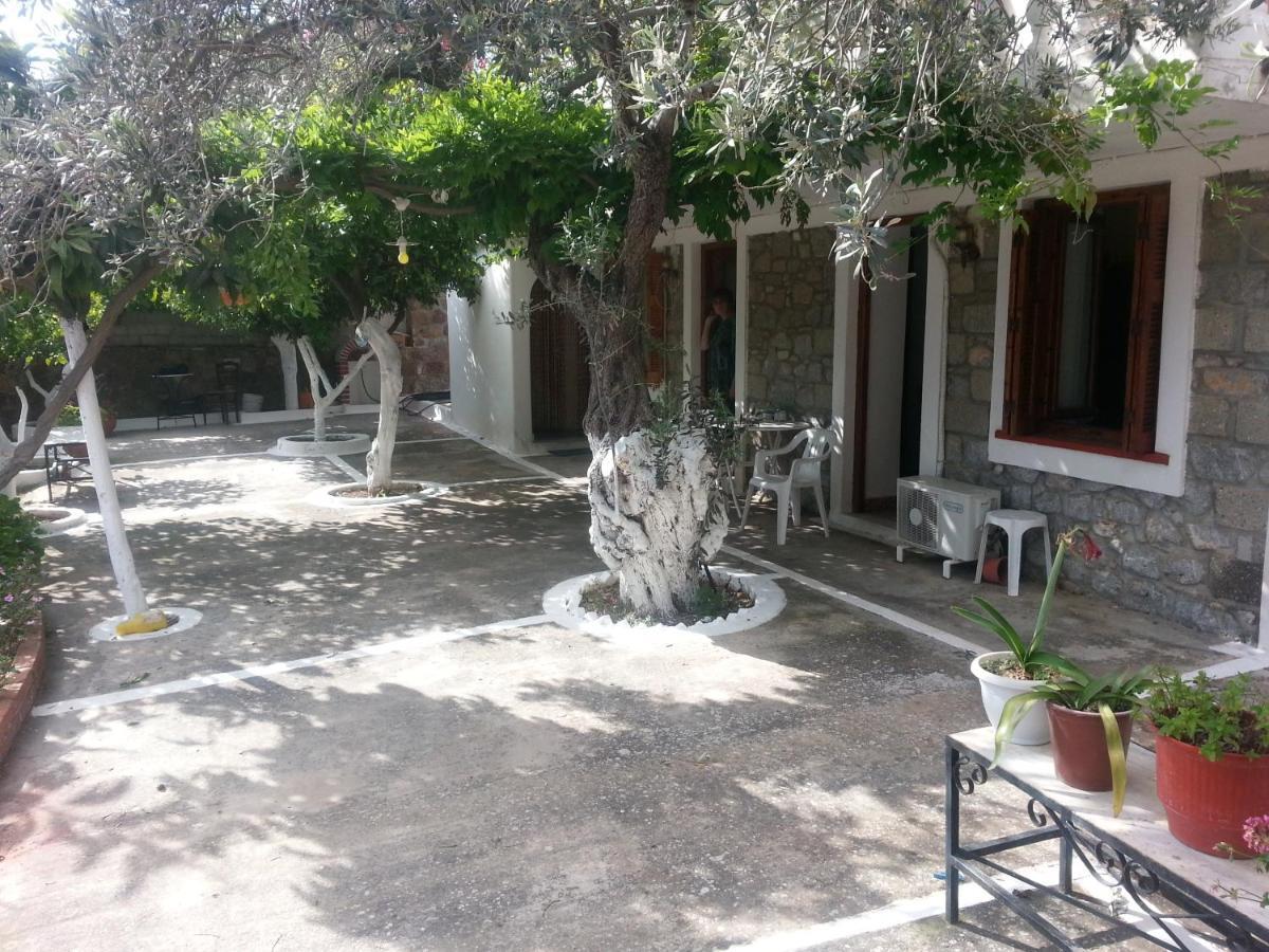 הוילה Poros Town Olive Trees מראה חיצוני תמונה